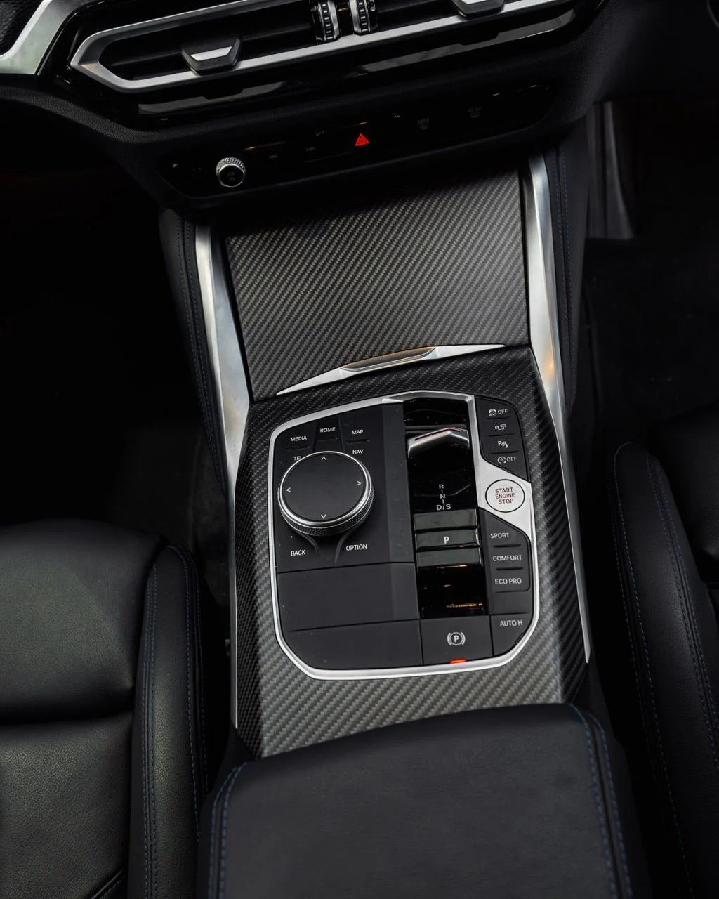 BMW 2 Series & M240i G42 iDrive 8 Pre-Preg Carbon Fibre Centre Console Trim Set by FORM (2021+)